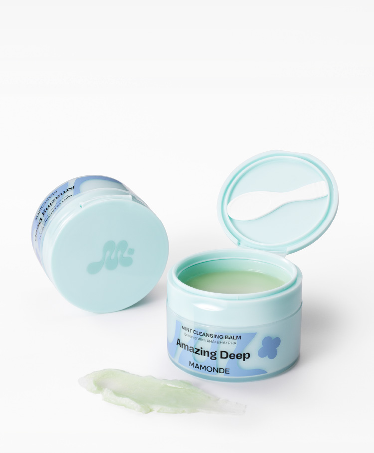 마몽드 어메이징 민트 클렌징 밤은 원터치캡 포장재로 매일 편리하고 위생적인 사용을 보여주고 있음